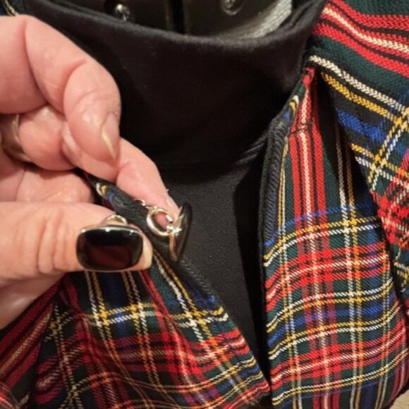 Reversible Wool Cape - Picture 7 of 12